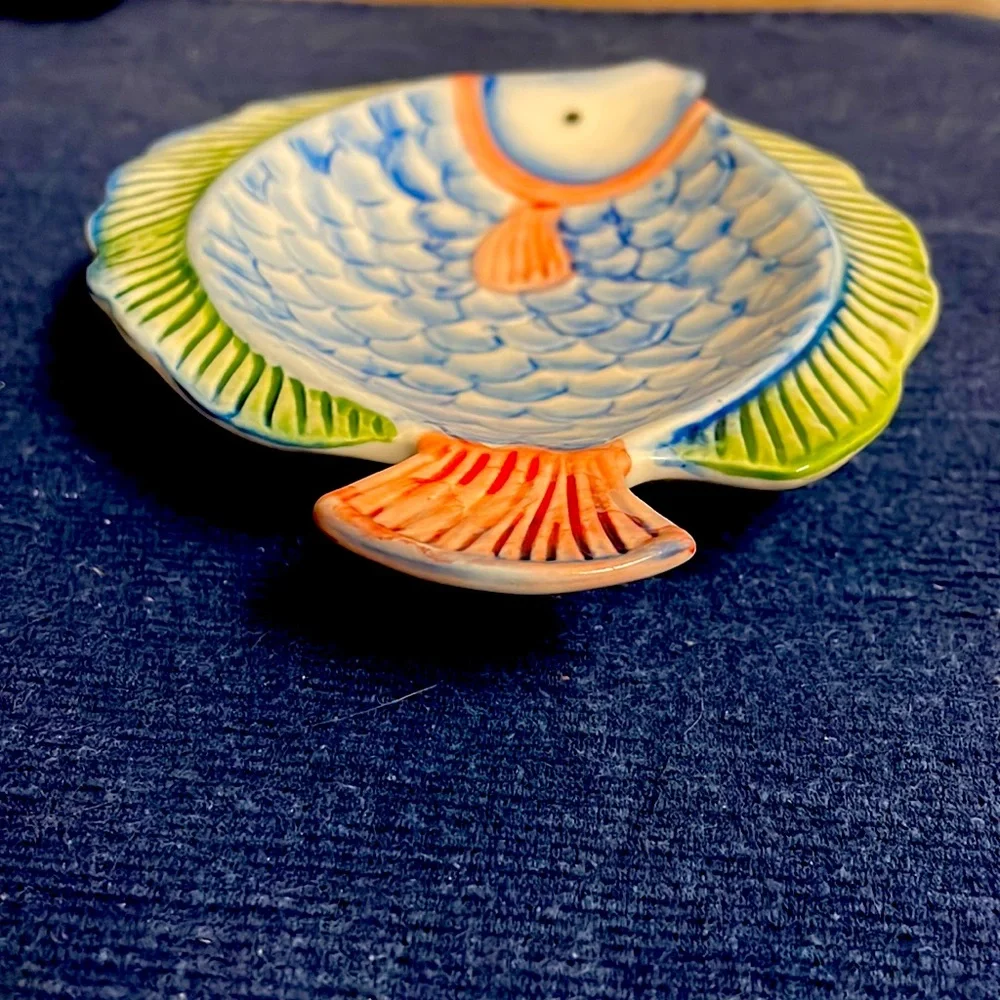 Pier 1 imports hand painted, flawless, porcelain tropical fish dish.